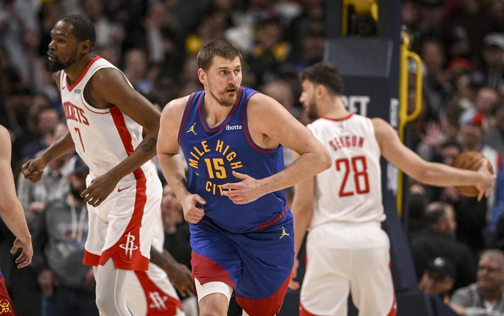 乐鱼平台-NBA｜约基奇砍下赛季第25次三双，MVP之争又有悬念了