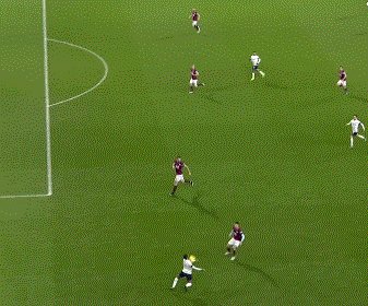 乐鱼-【英超】斯特林+热苏斯破门 曼城客场2比0夺13连胜